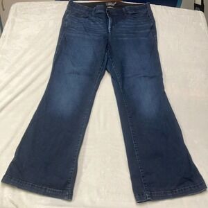 Torrid Jeans Women's 22R (40x34) Bombshell Flare Premium Stretch High Rise *READ